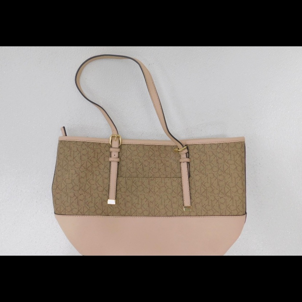 Calvin Klein Purse 💎